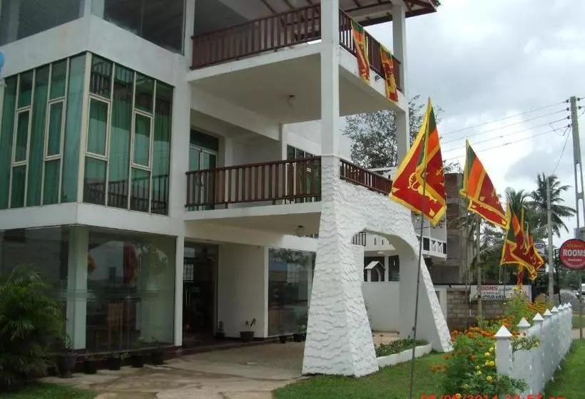 ホテル Agra Lanka Beach Resort