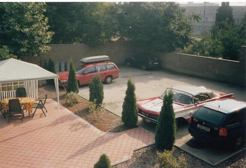 בית מלון כפרי Lux