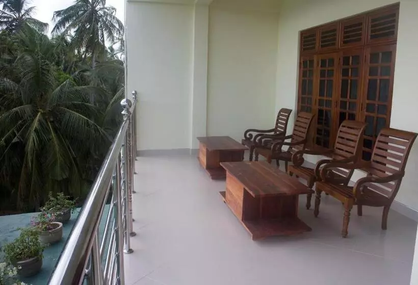 ホテル Mount Valley & Yala Safari