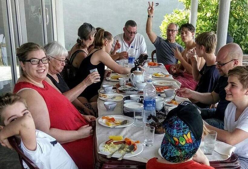 酒店 Rainbow Beach