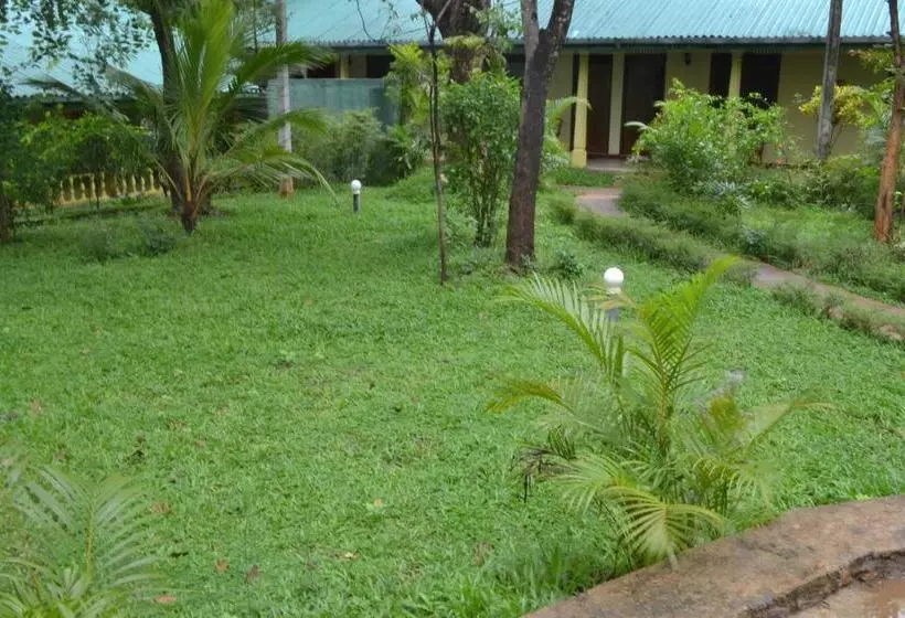 هتل Prince Villa Sigiriya
