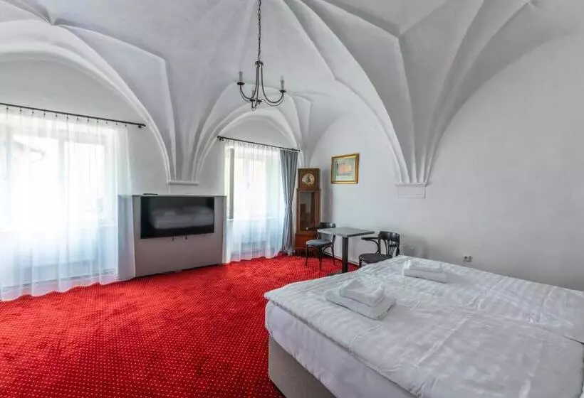 Hotelli Třebovská Restaurace