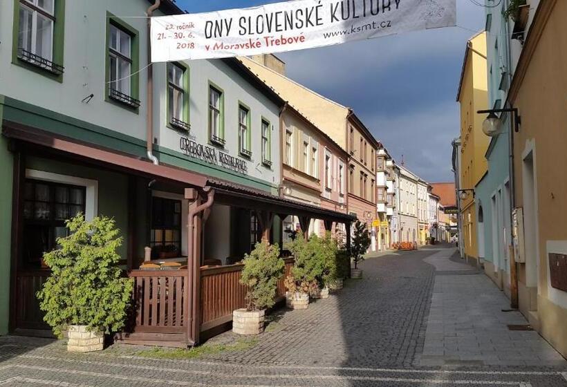 Отель Třebovská Restaurace