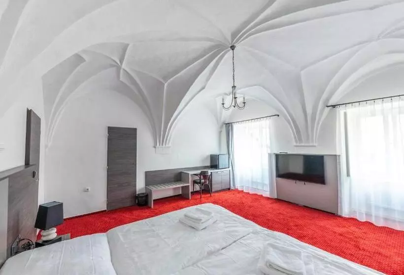 Hotelli Třebovská Restaurace