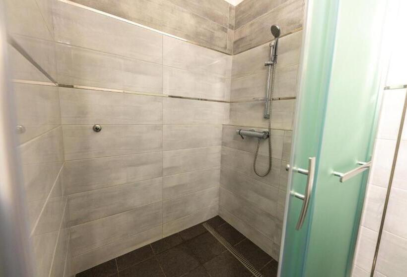 Отель Třebovská Restaurace