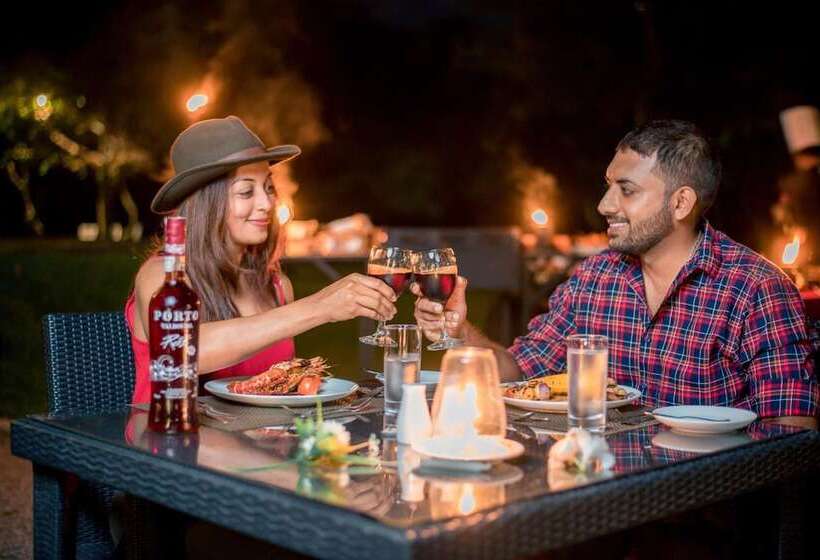 リゾートホテル Mahanuge Hotel Polonnaruwa