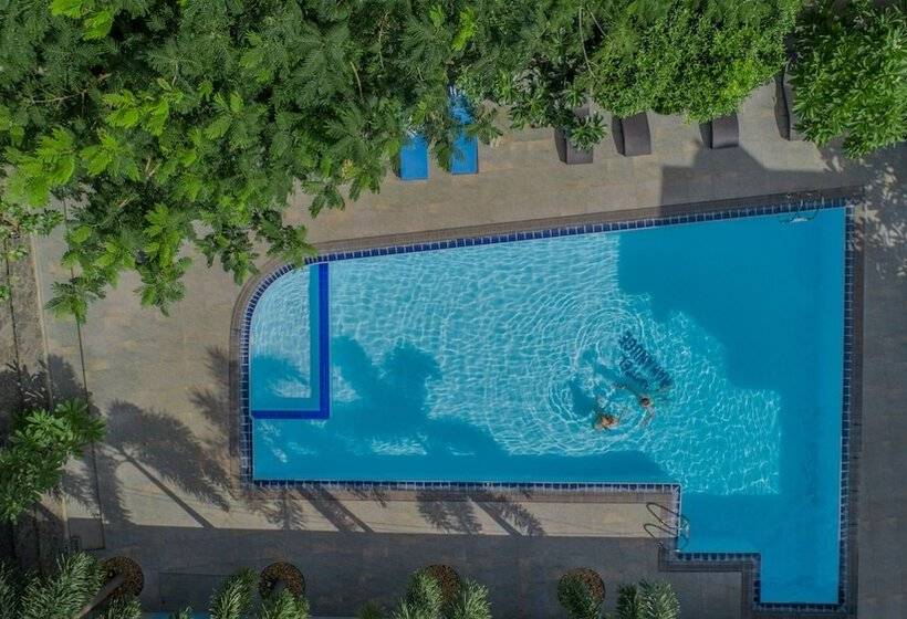 リゾートホテル Mahanuge Hotel Polonnaruwa