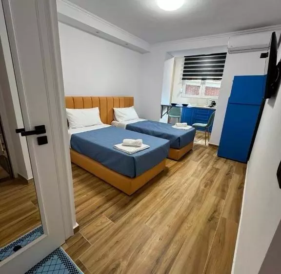 ペンション Keli’s Apartment