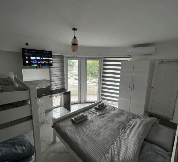 ホテル 7 Arians S