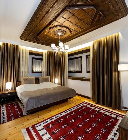 فندق Kulla E Zenel Beut