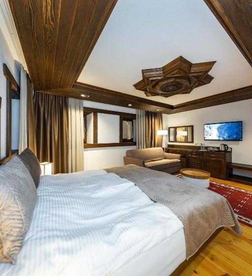 فندق Kulla E Zenel Beut