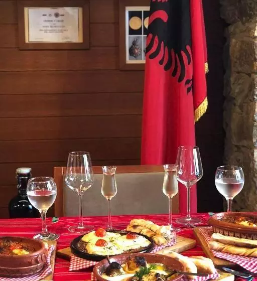 هتل Kulla E Zenel Beut