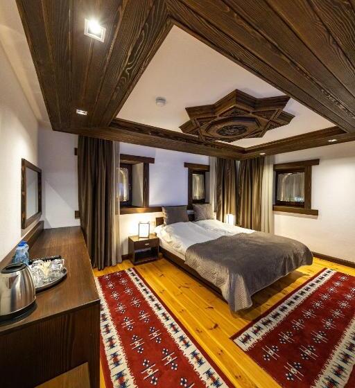 فندق Kulla E Zenel Beut