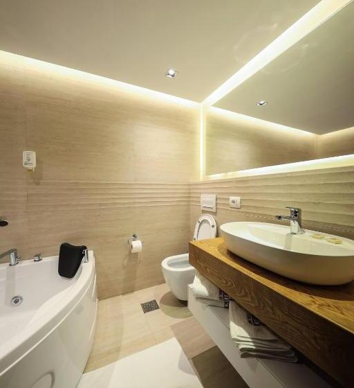 فندق Kulla E Zenel Beut