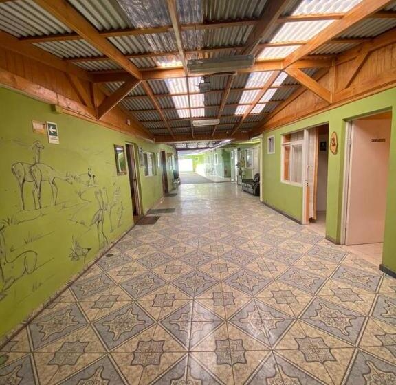 פנסיון Hostal Uribe