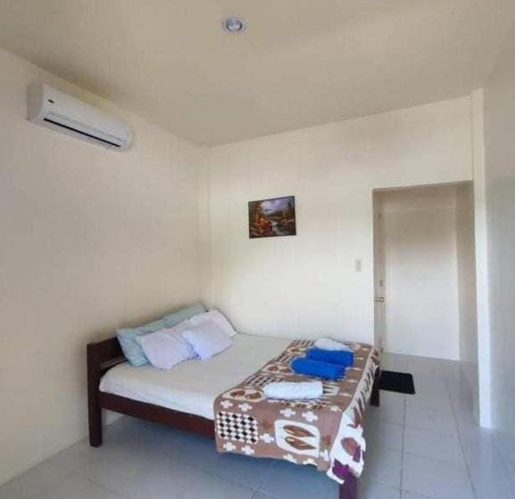 Aamiaismajoitus (B&B) 8thhotel Restobar