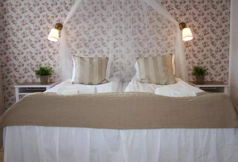 تختخواب و صبحانه Samuelsdals Pensionat