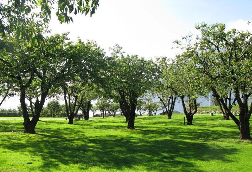 Hardanger Hostel B&b