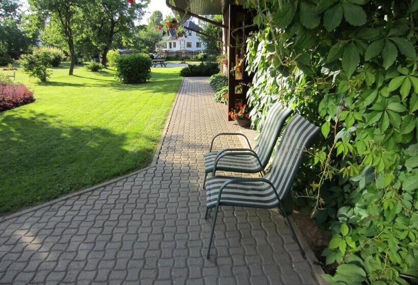 Hostel Livonija