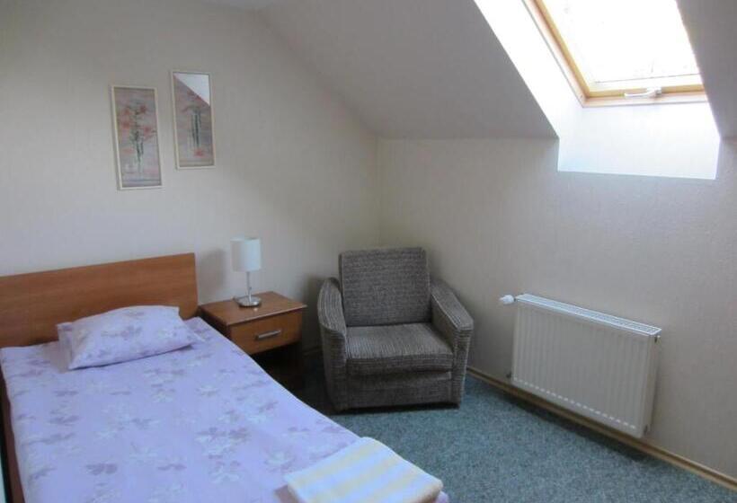 Hostel Livonija