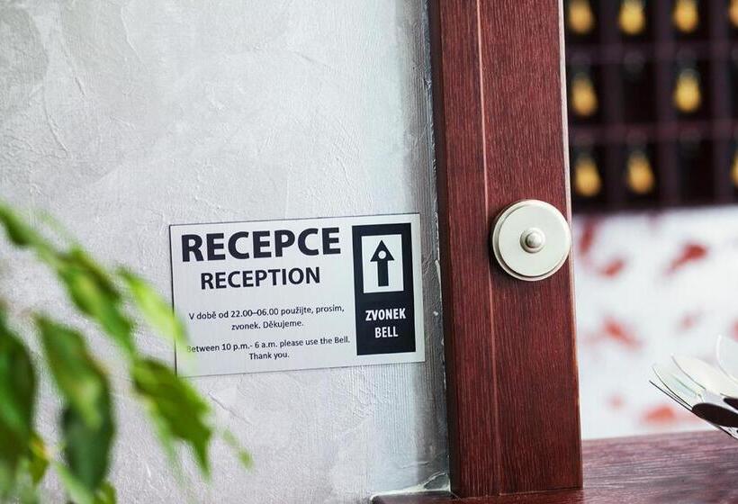 בית מלון כפרי Atlas