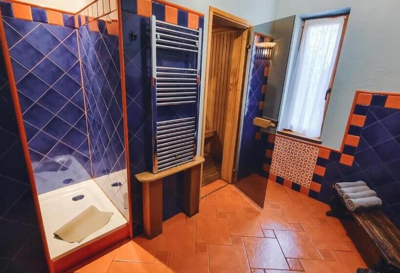 هتل Kapteinu Osta