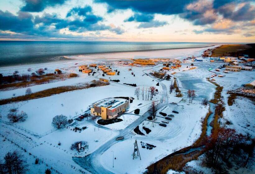 هتل Kapteinu Osta