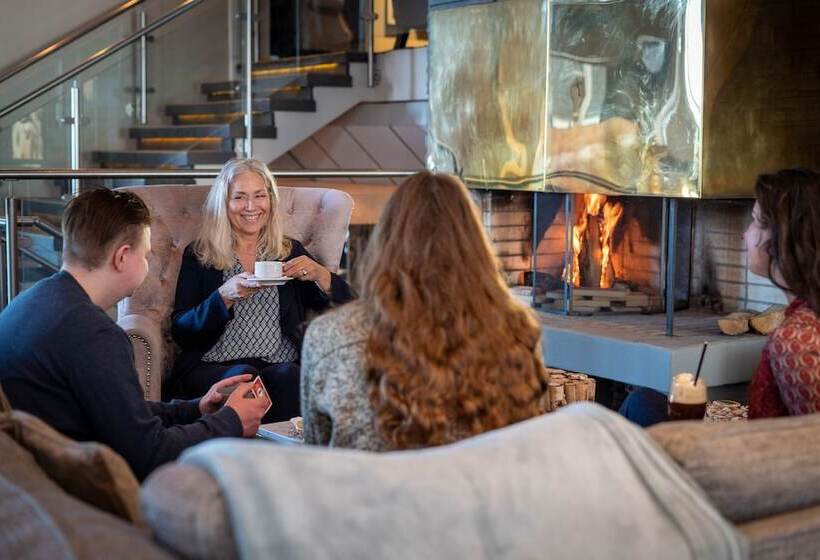 בית מלון כפרי L Hallstaberget