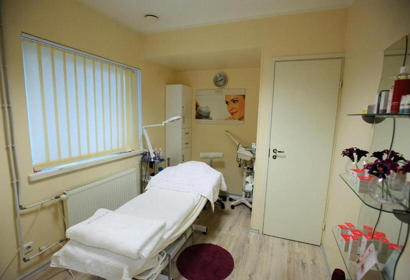 هتل Ranna Villa & Free Parking