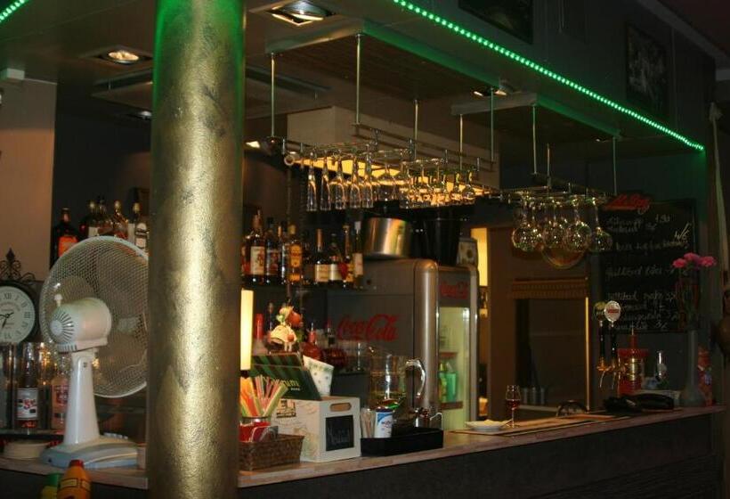 هتل Ranna Villa & Free Parking