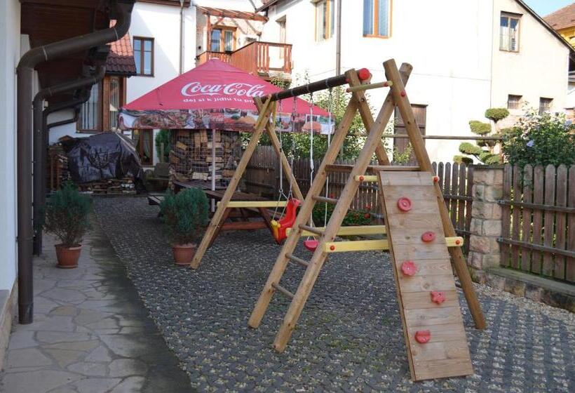 בית מלון כפרי U Kapra