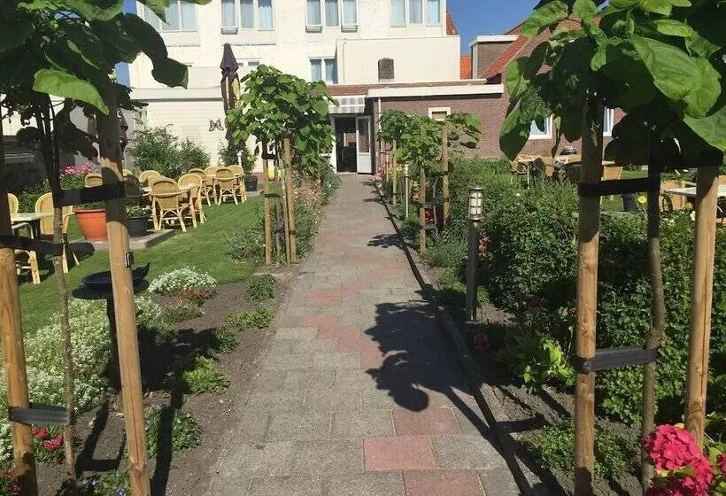 ホテル Valkenhof