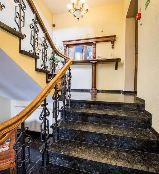 هتل Roze Villa