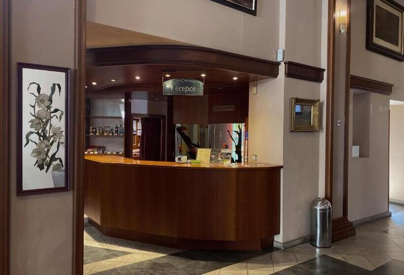 فندق Zlatá štika