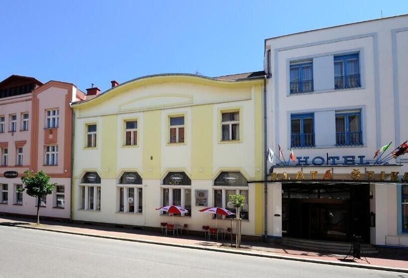 فندق Zlatá štika