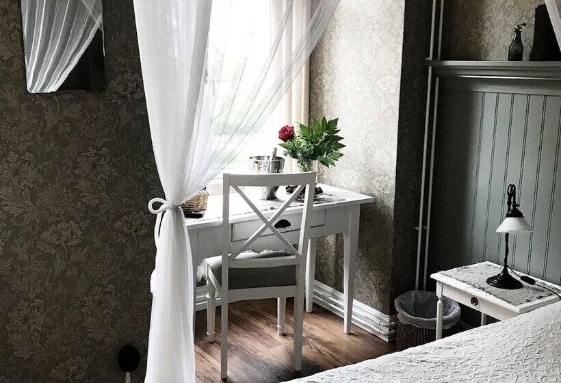 Okens Bed & Breakfast