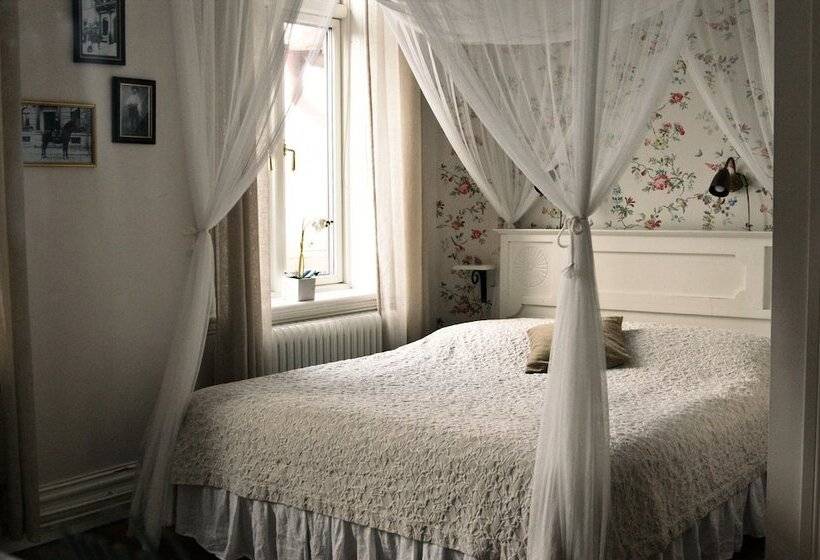 Okens Bed & Breakfast