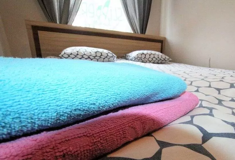 Slippers B&b House