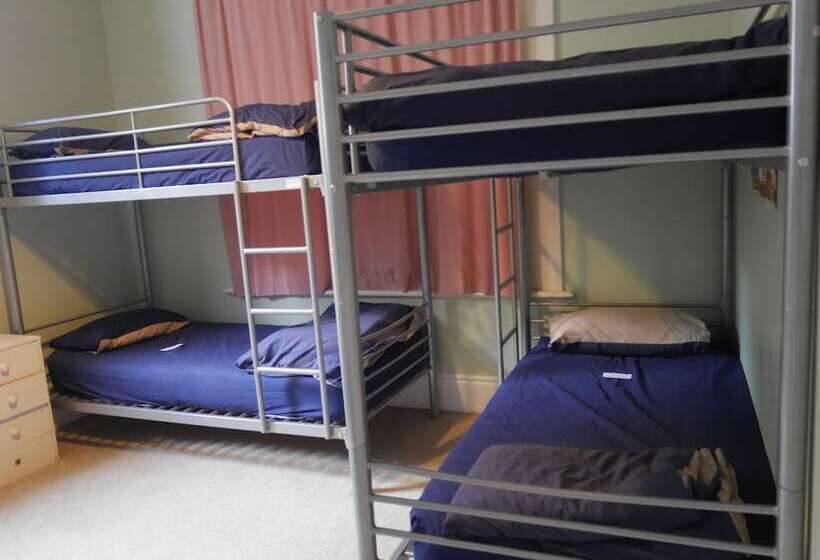 Albergue Bon Accord Backpackers