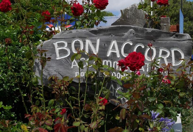 Albergue Bon Accord Backpackers