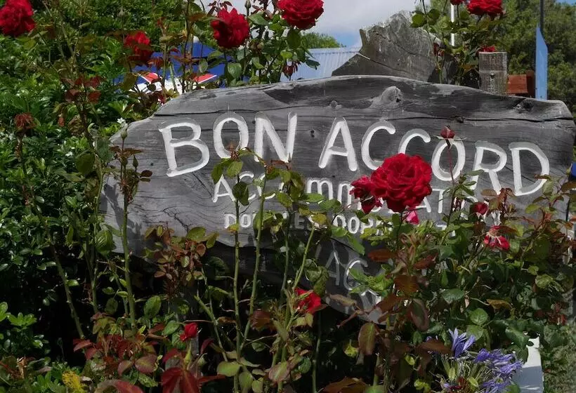ユースホステル Bon Accord Backpackers
