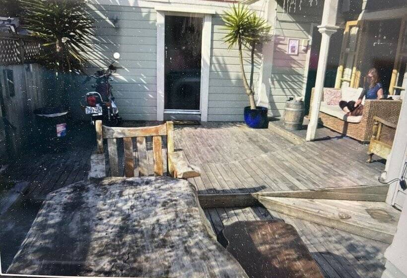 호스텔 Worldwide Backpackers