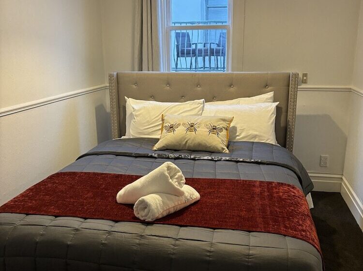 호스텔 Worldwide Backpackers