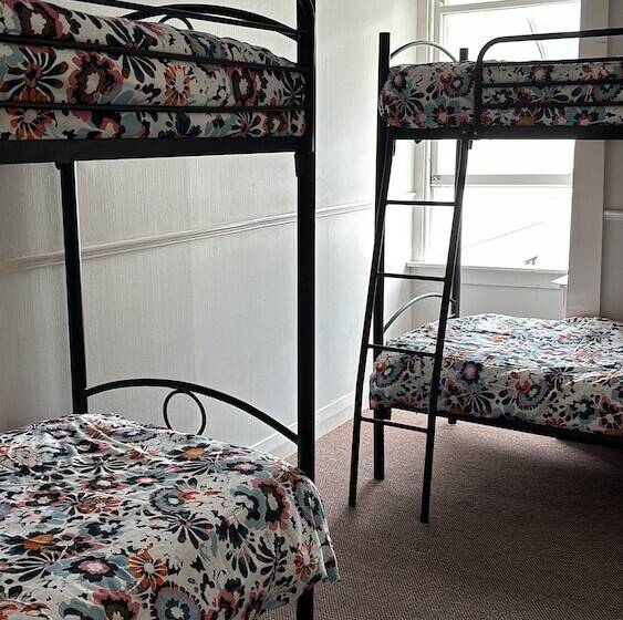 호스텔 Worldwide Backpackers