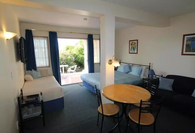 Beachside Villas Motel