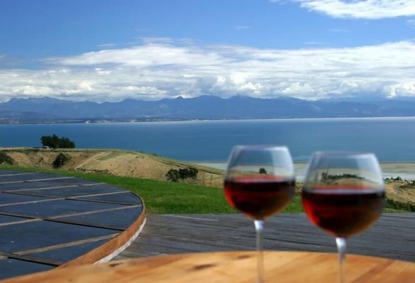 민박 Parautane Lodge