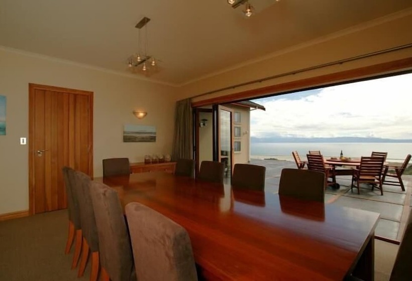 민박 Parautane Lodge