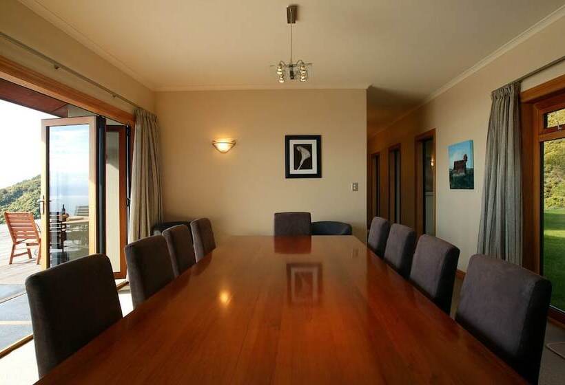 민박 Parautane Lodge