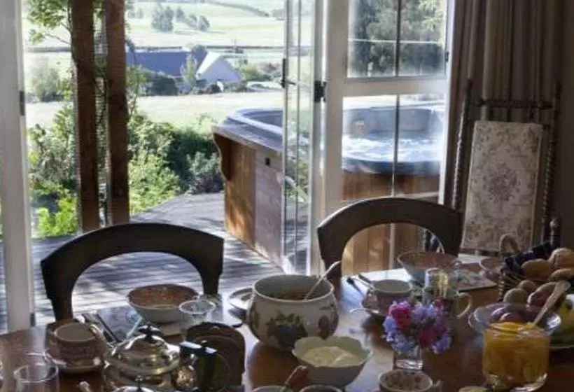 Aamiaismajoitus (B&B) Silver Peaks Lodge