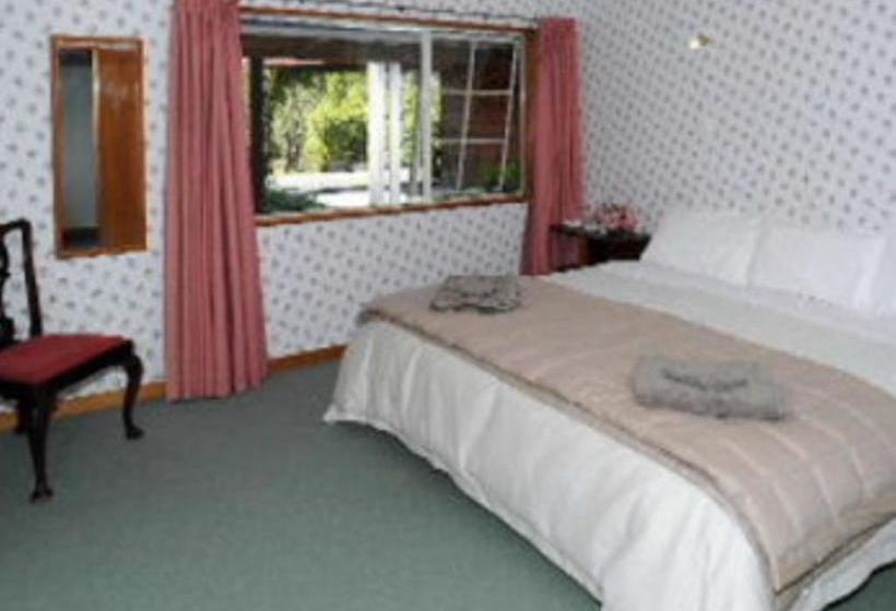 مبيت وإفطار Silver Peaks Lodge